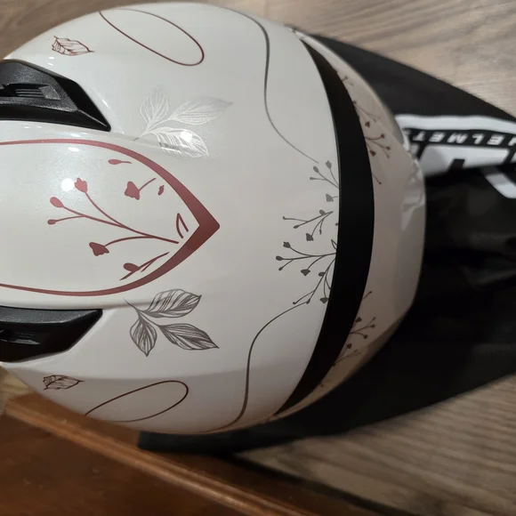 HJC White Motorcycle Helmet with Floral Design - Picture 2 of 4